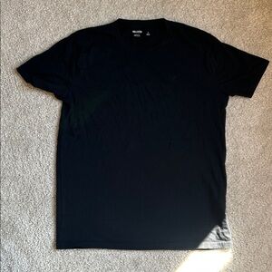 Hollister Men's Dark Tee